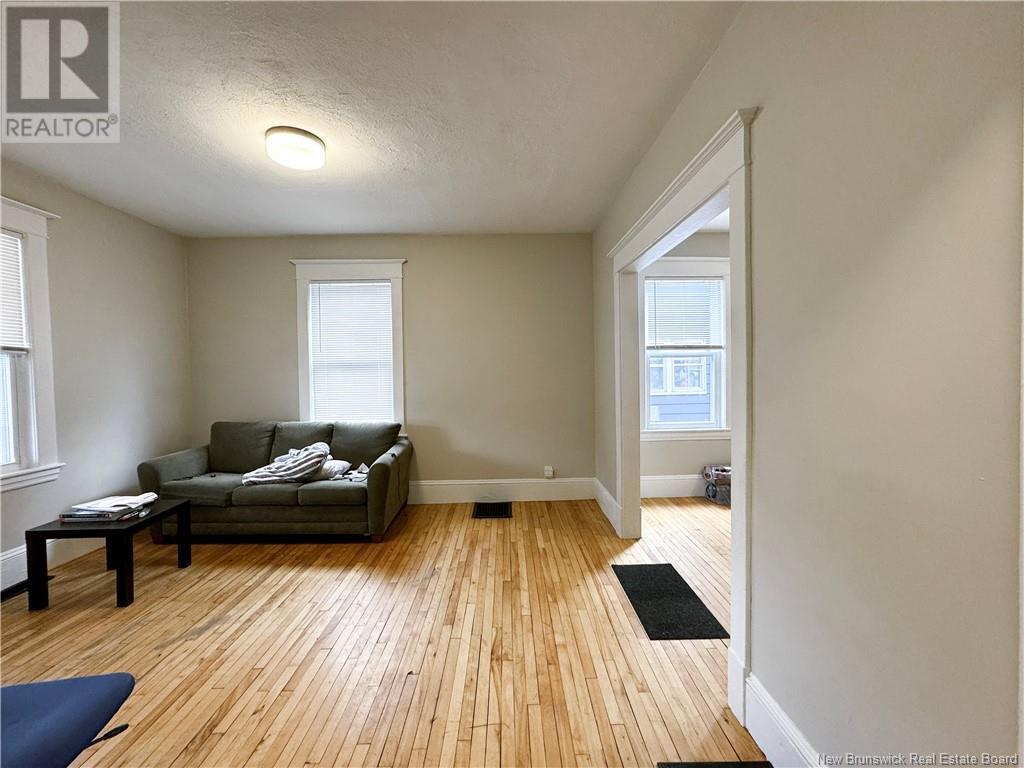 118-120 Pine Street Property Photo 3