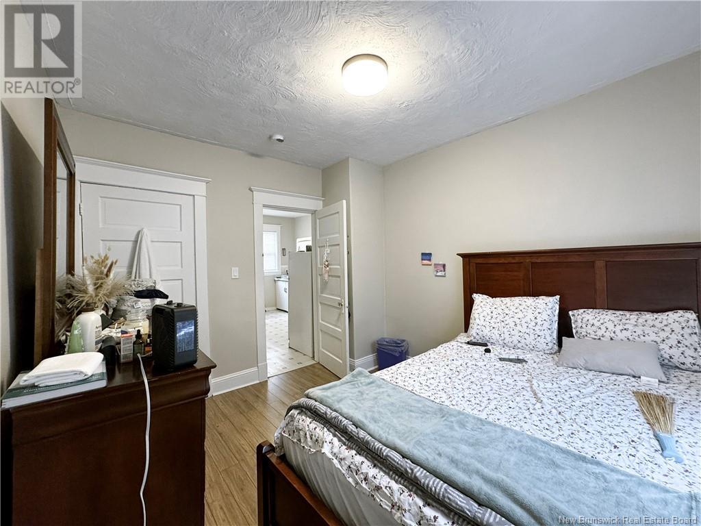 118-120 Pine Street Property Photo 12