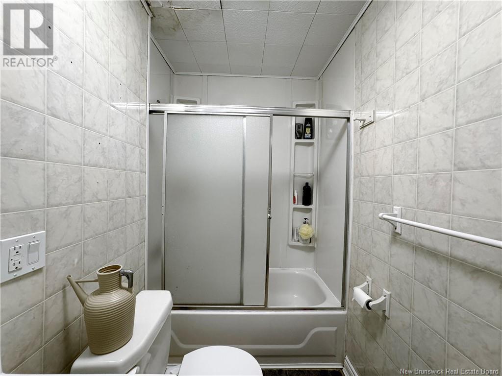 118-120 Pine Street Property Photo 14