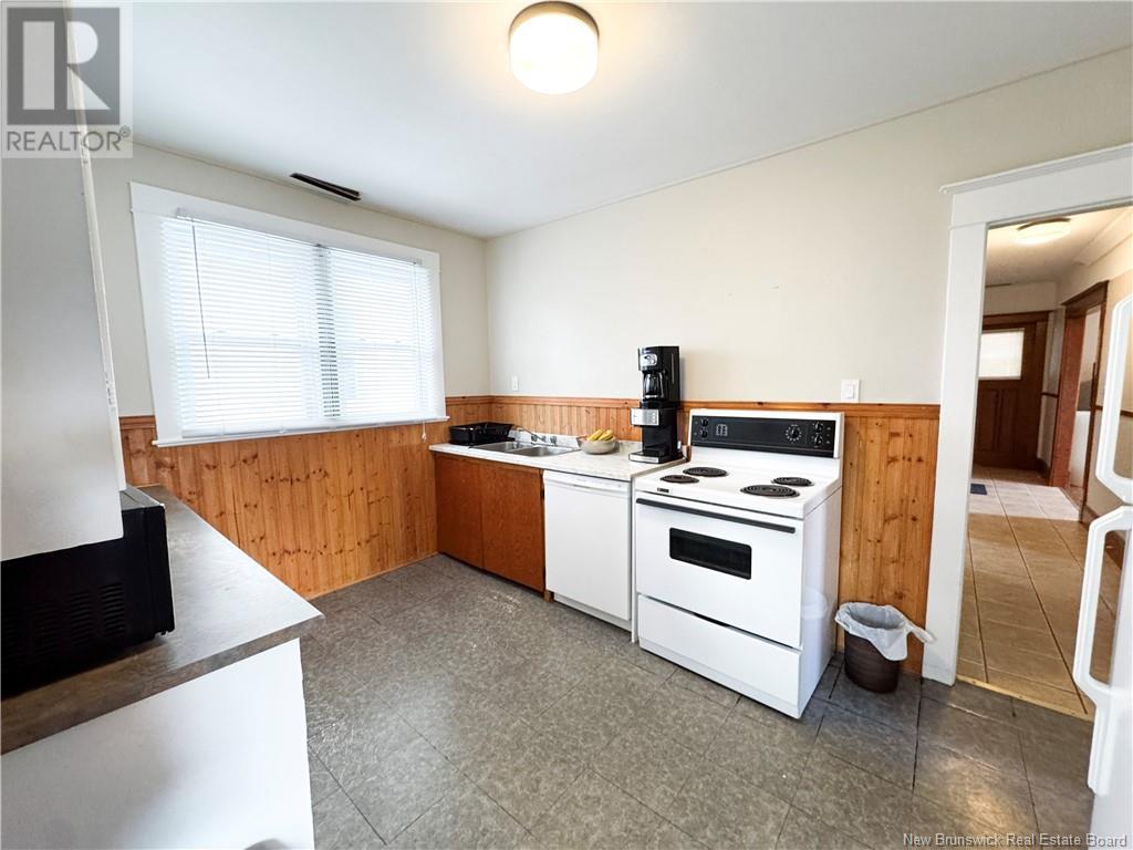 118-120 Pine Street Property Photo 25