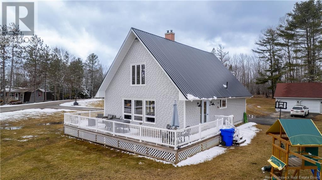 2 Marks Point Road Property Photo 2