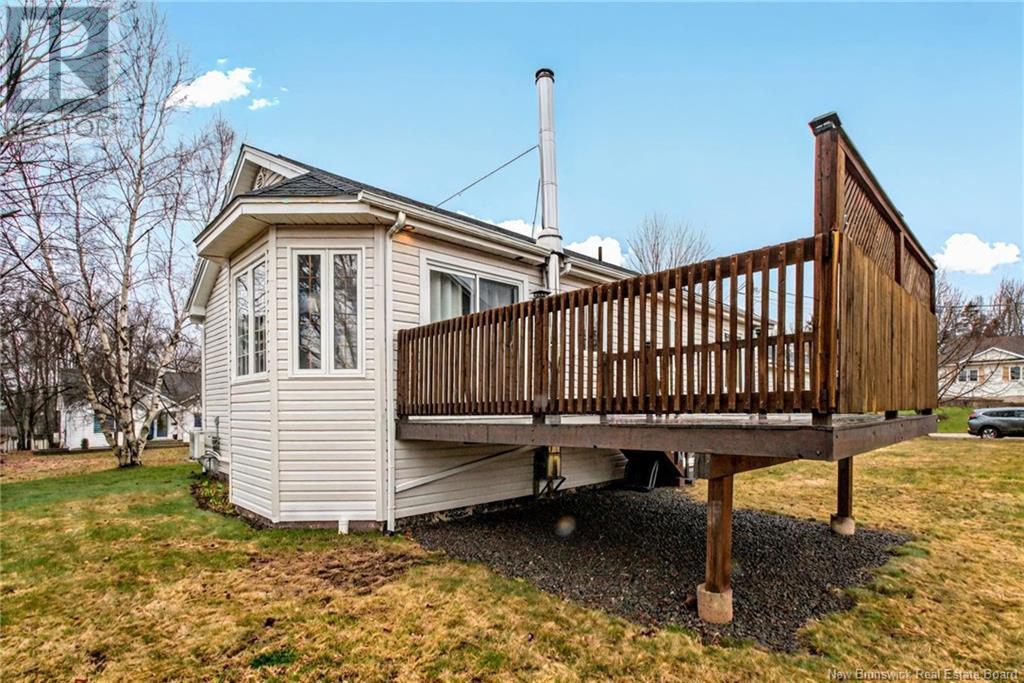 242 Herve Street Property Photo 2