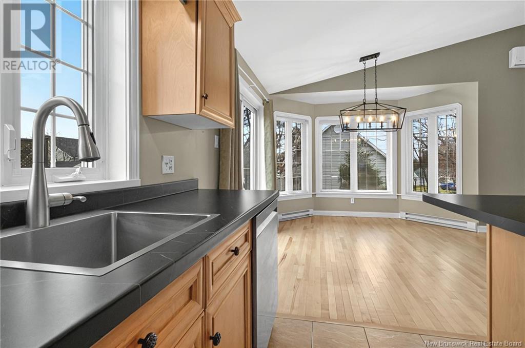 242 Herve Street Property Photo 11