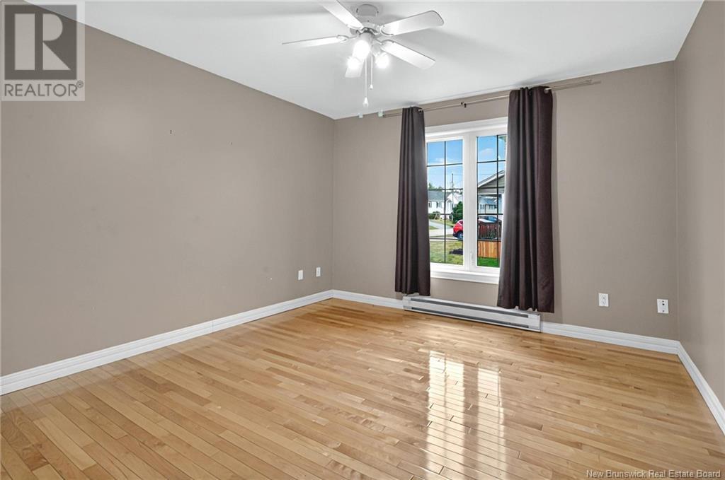 242 Herve Street Property Photo 19
