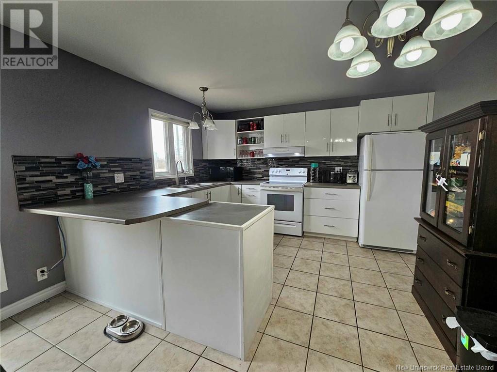 825 Couture Property Photo 12
