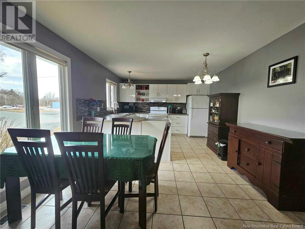 825 Couture Property Photo 13