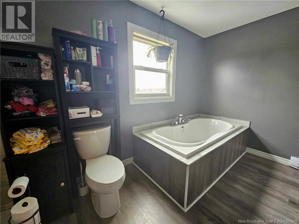 825 Couture Property Photo 20