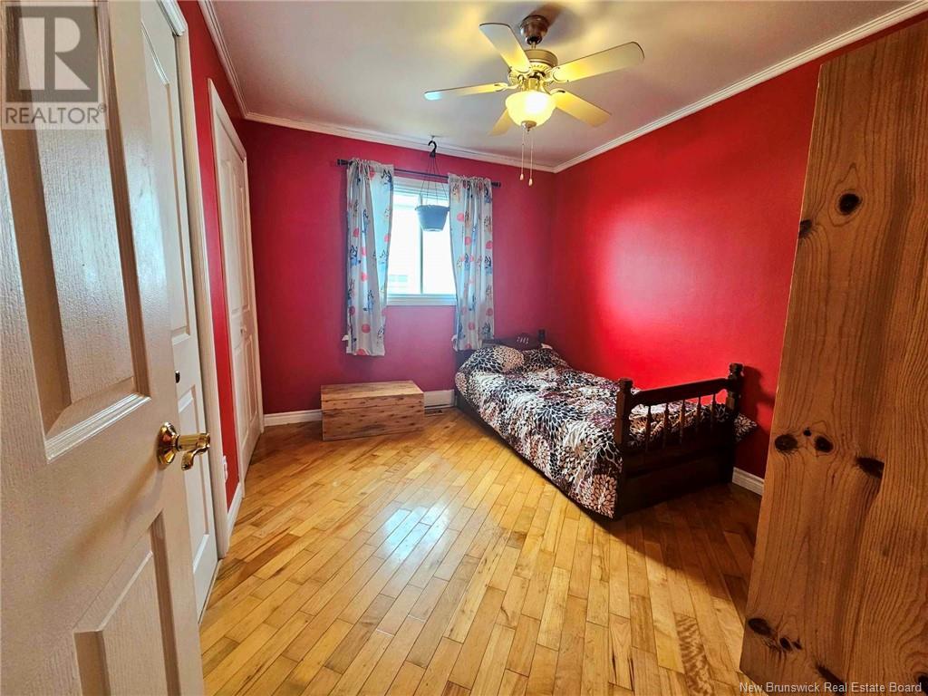 825 Couture Property Photo 25