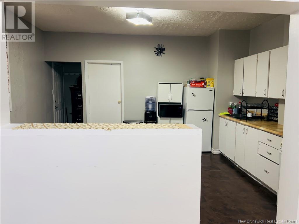 146 Wentworth Property Photo 12