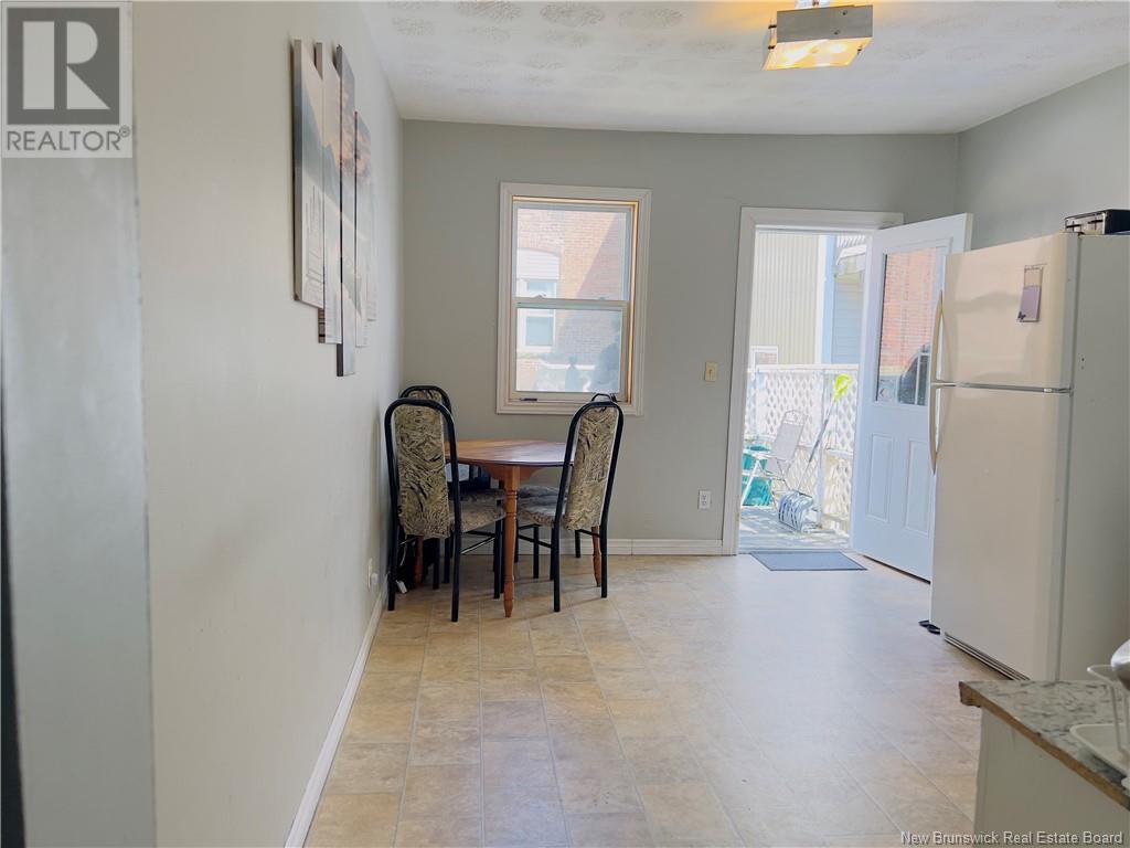 146 Wentworth Property Photo 29