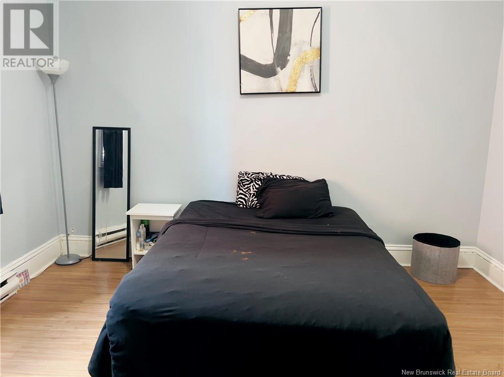 146 Wentworth Property Photo 37
