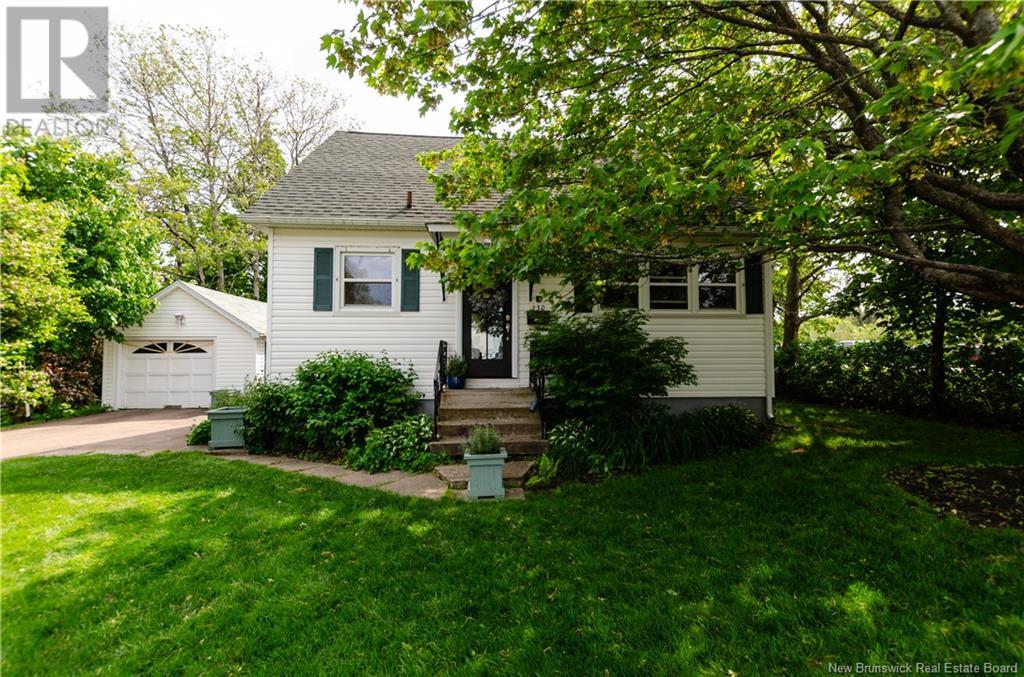 230 Mcclelan Avenue Property Photo 1