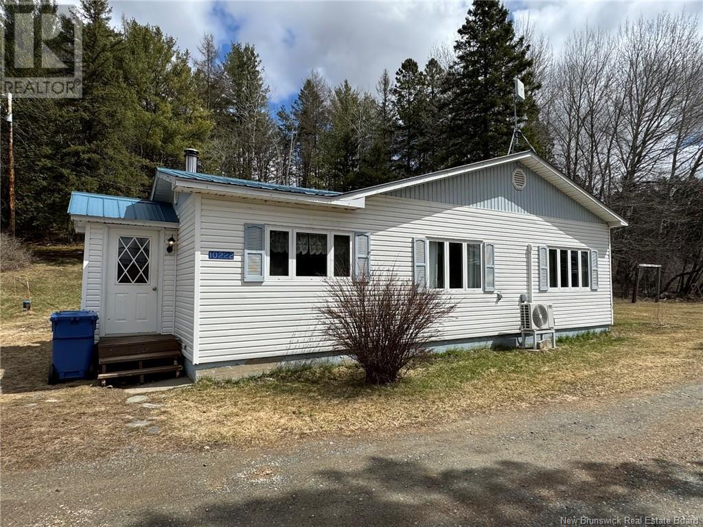 10222 105 Route Property Photo