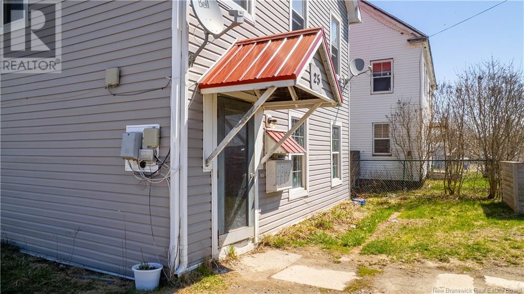 25 Pleasant Street Property Photo 4