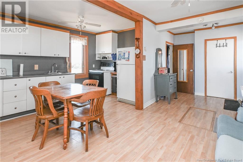 2250 Rue De La Côte Street Property Photo 14