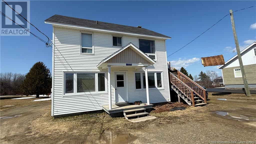 1229 Des Pionniers Avenue Property Photo