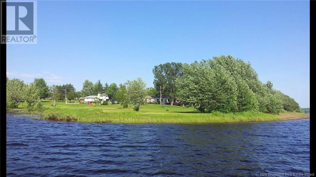 38 Shore Road Property Photo 1
