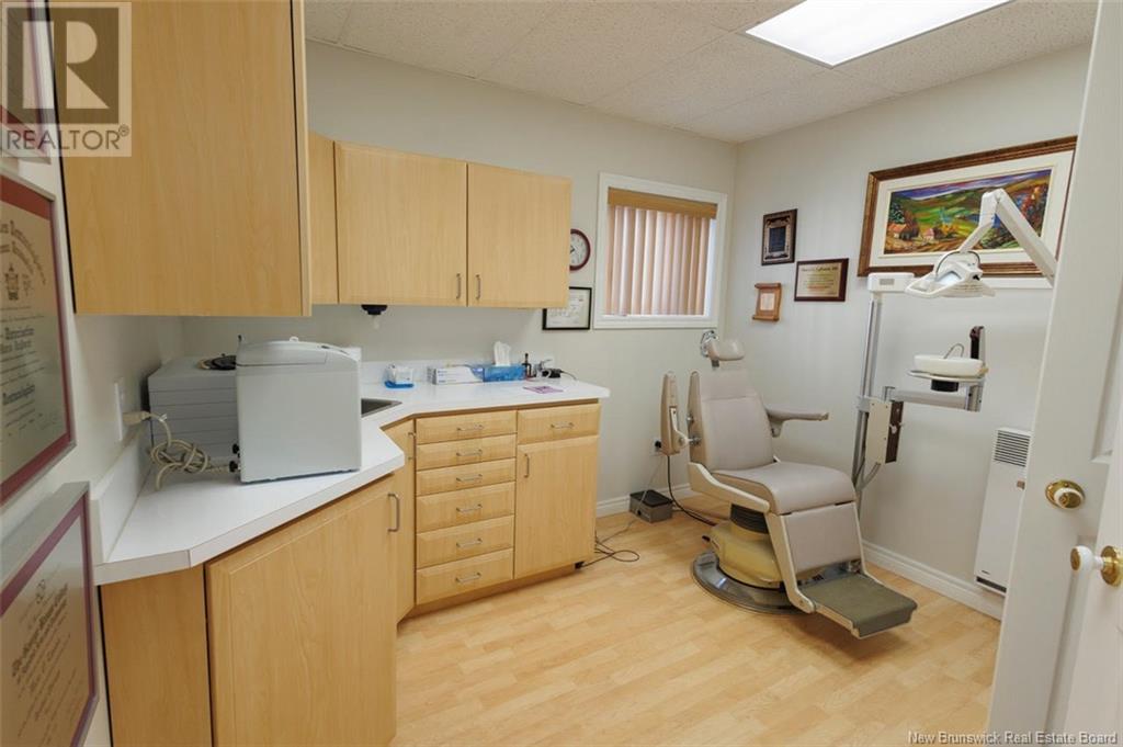 85 Broadway Property Photo 29