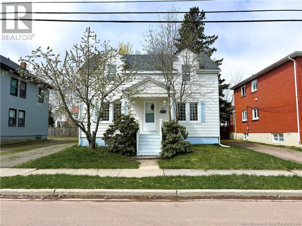 44 Maple Street Property Photo 1