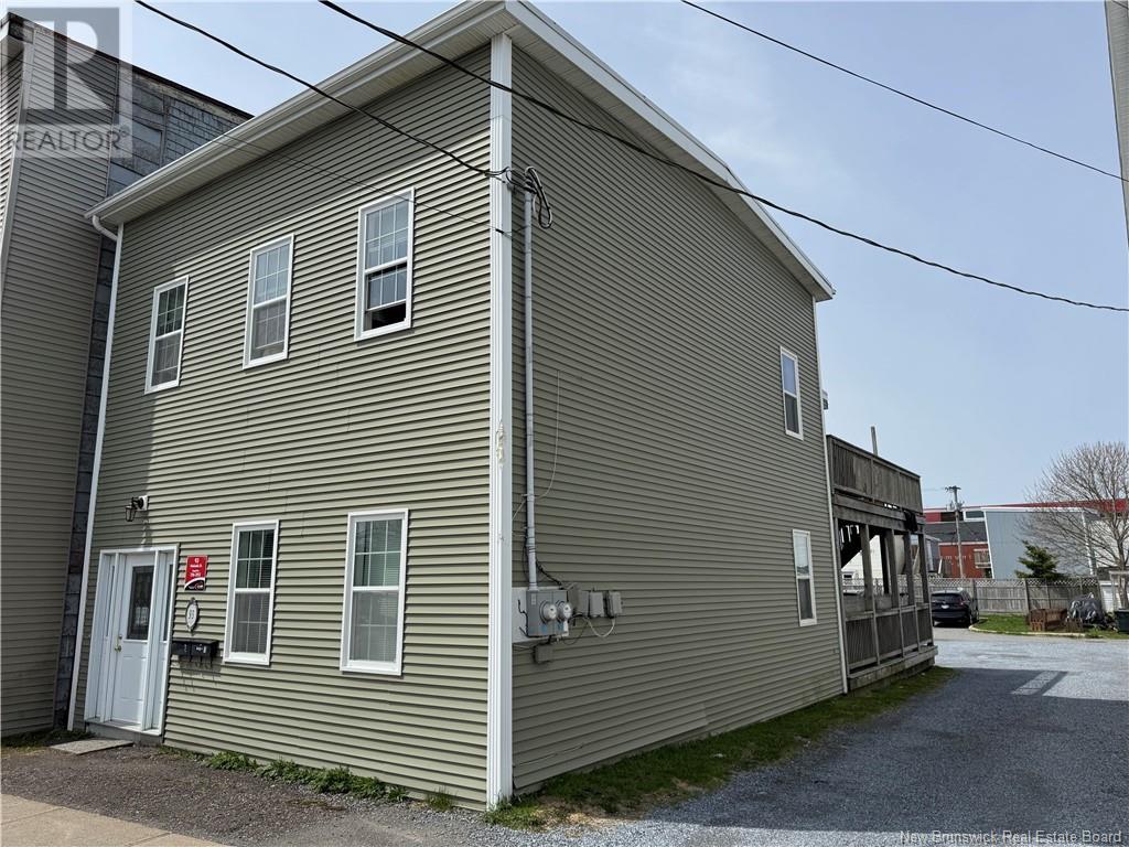 93 Adelaide Street Property Photo 1