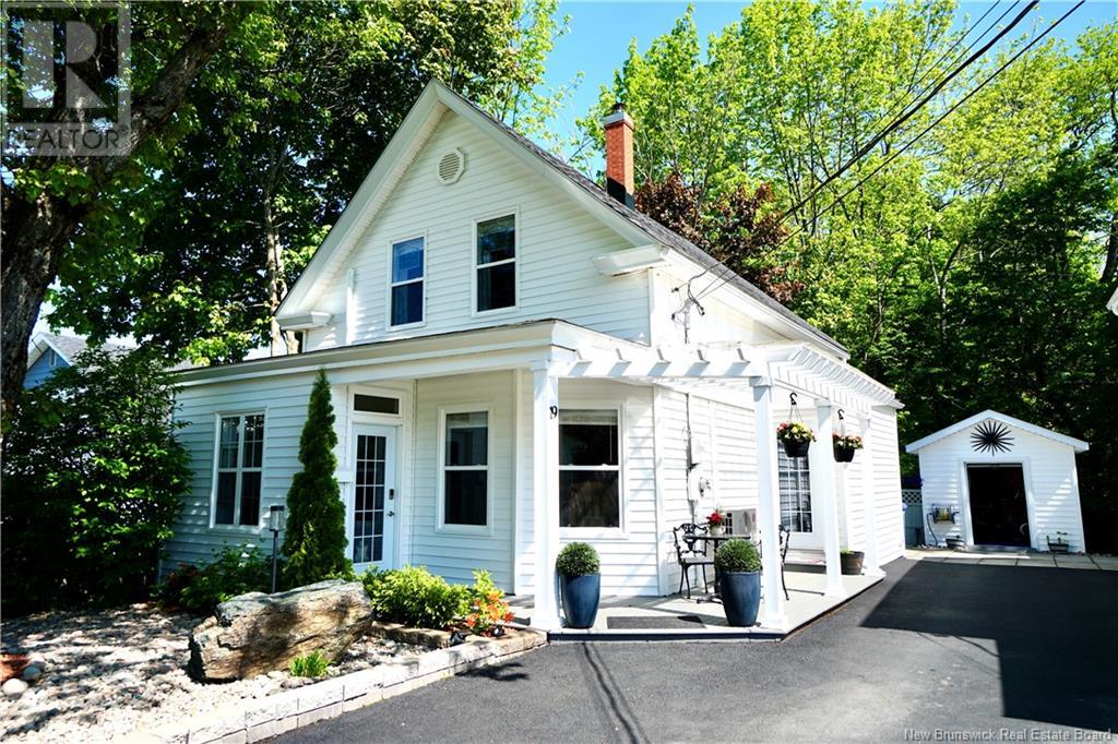 19 McColl Street Property Photo 1