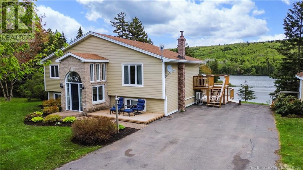 39 Erin Drive Property Photo 1