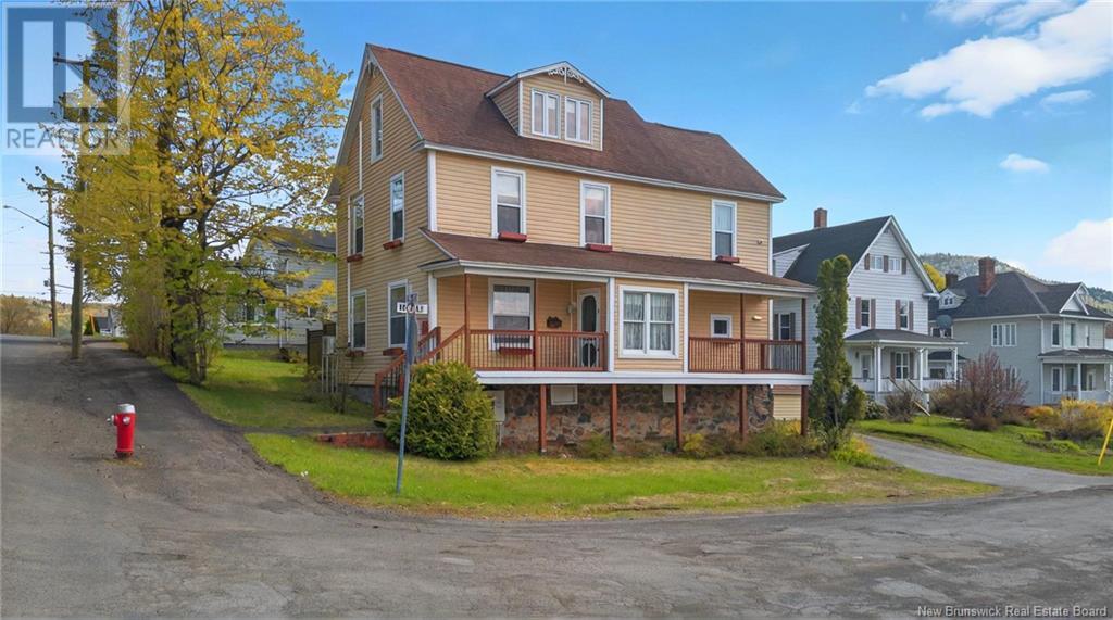 25 Central Street Property Photo 1