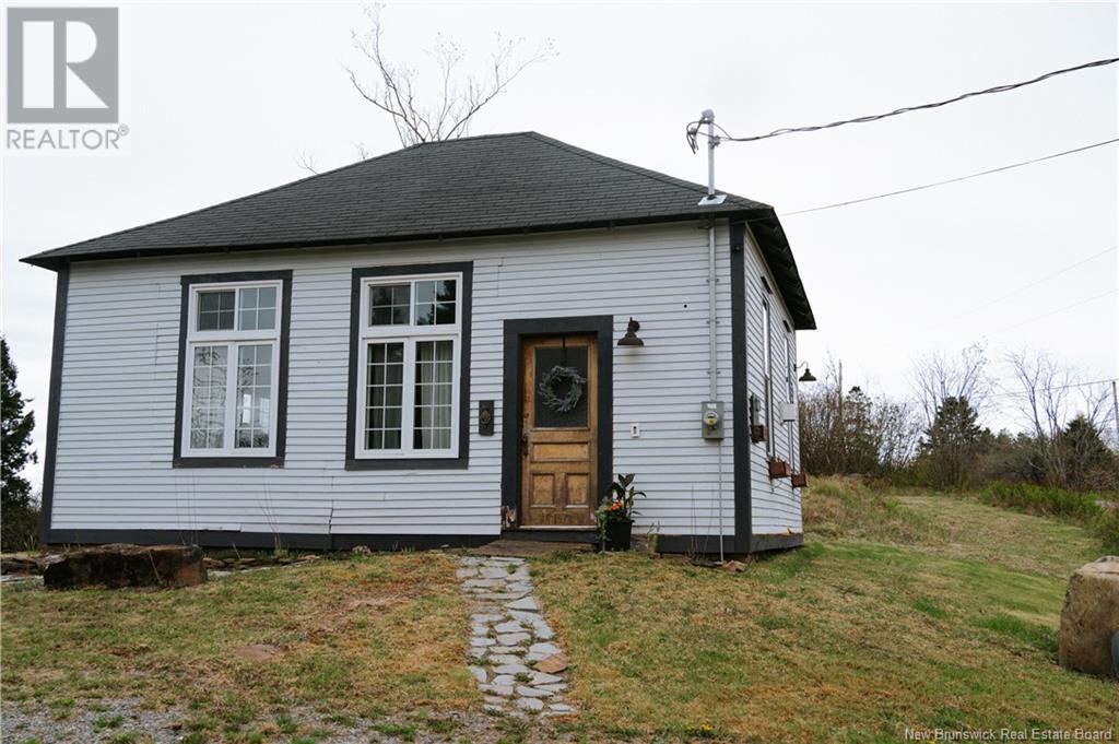 1211 Route 915 Property Photo 1