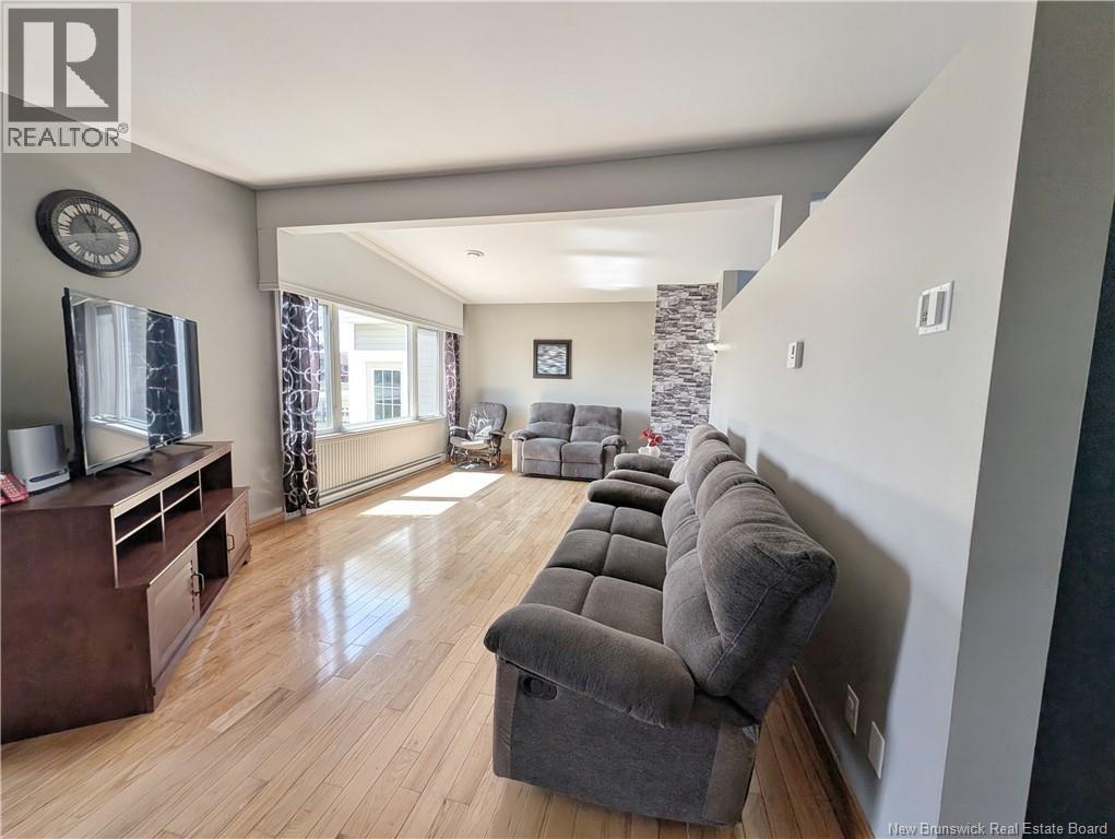 7701 Du Havre Street Property Photo 5