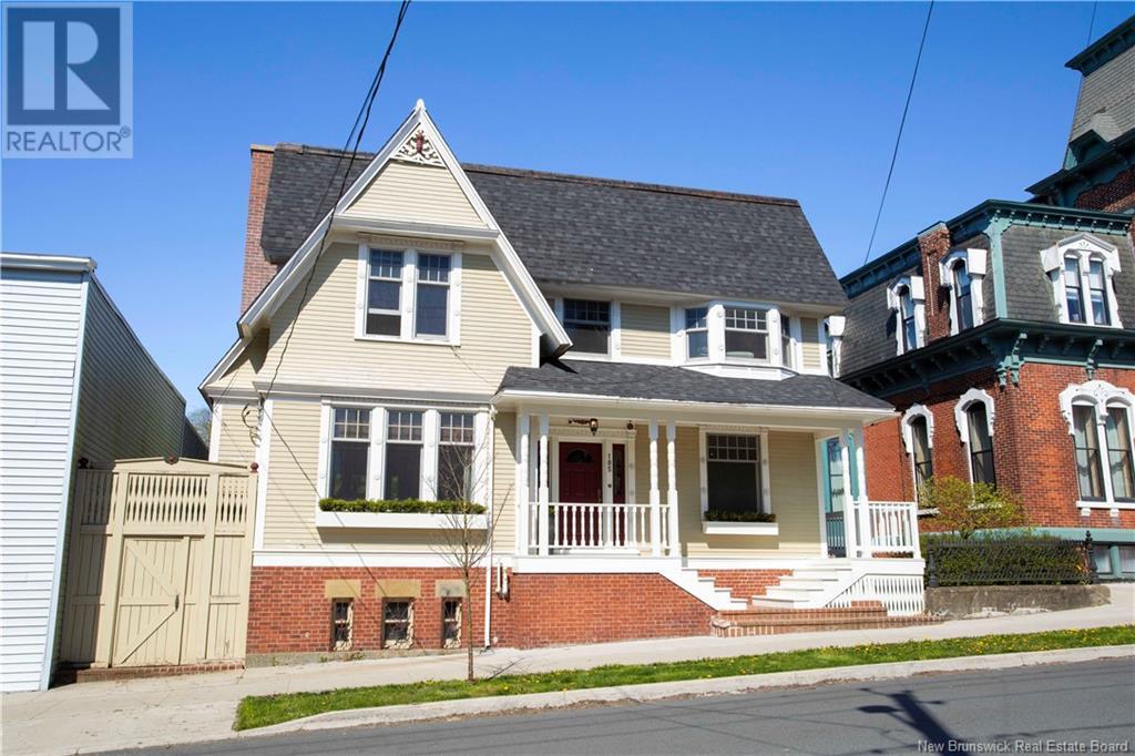 105 Wentworth Street Property Photo 1
