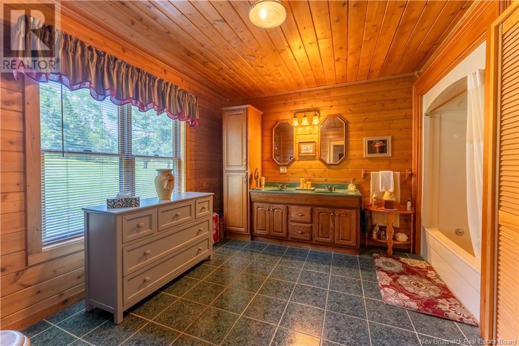 72 Young Lane Property Photo 41