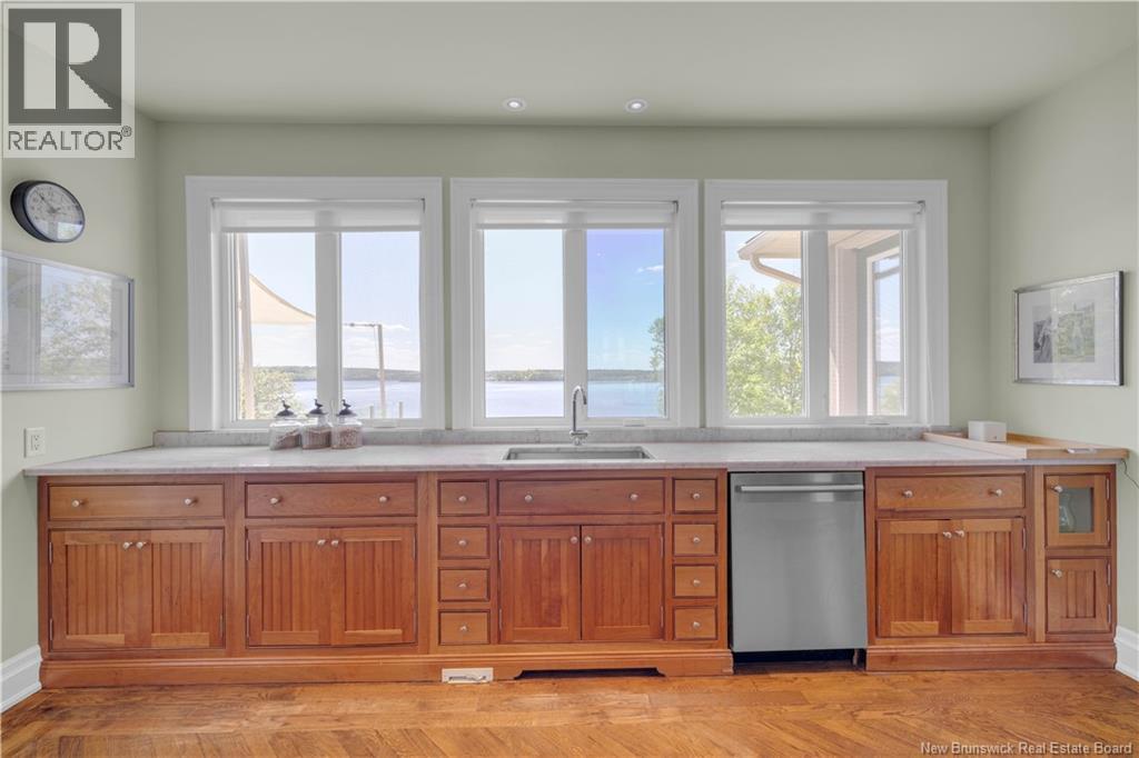 158 Hills Point Road Property Photo 16