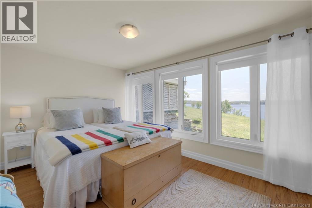 158 Hills Point Road Property Photo 31