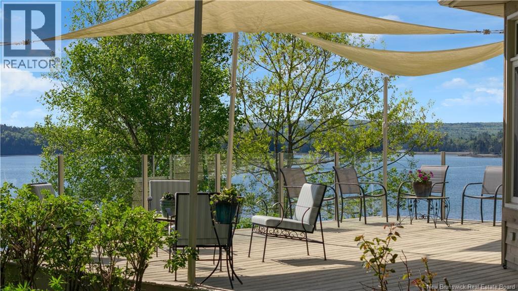158 Hills Point Road Property Photo 38