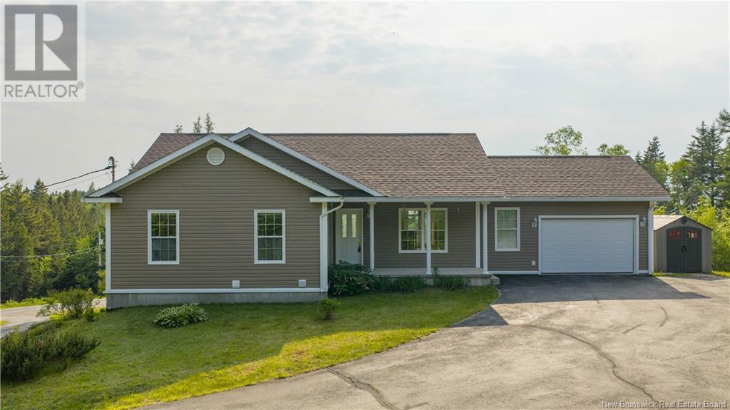 475 Shore Road Property Photo 1