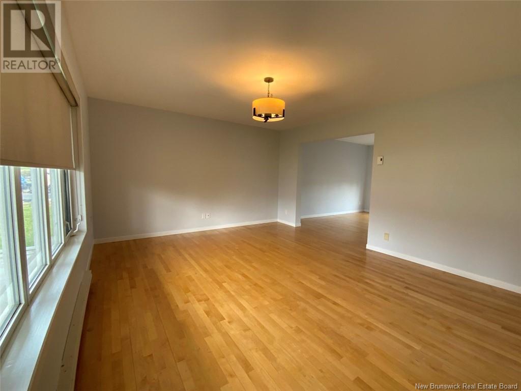 33 Thibaudeau Avenue Property Photo 3