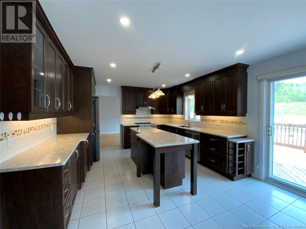 33 Thibaudeau Avenue Property Photo 5