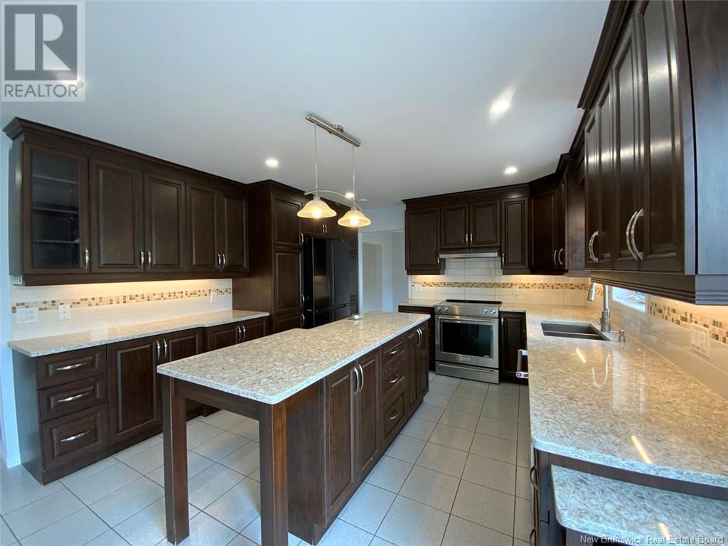 33 Thibaudeau Avenue Property Photo 6