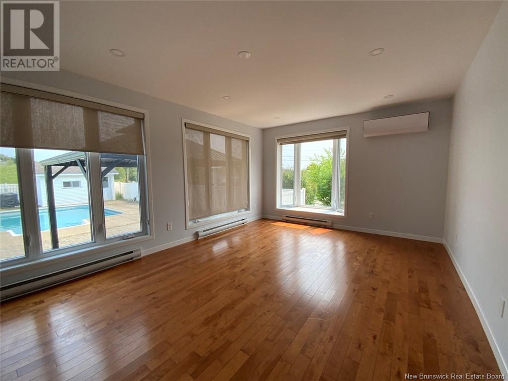 33 Thibaudeau Avenue Property Photo 7