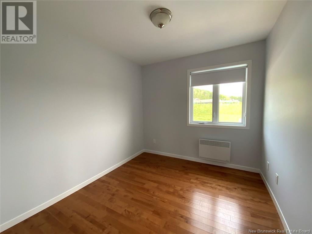 33 Thibaudeau Avenue Property Photo 16
