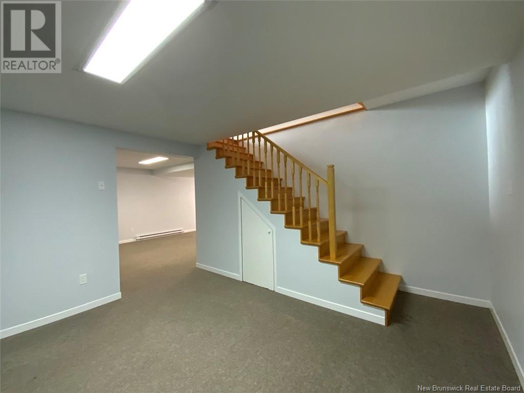 33 Thibaudeau Avenue Property Photo 19