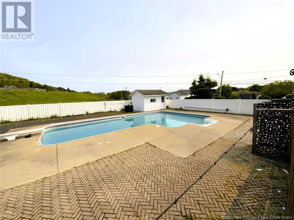 33 Thibaudeau Avenue Property Photo 26