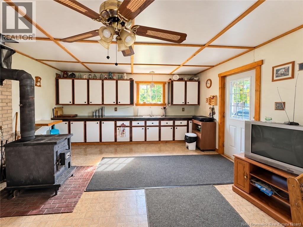 131 Feeney Road Property Photo 2