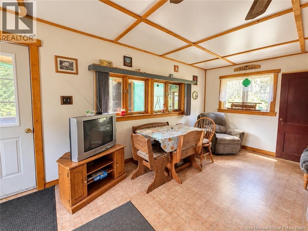 131 Feeney Road Property Photo 3