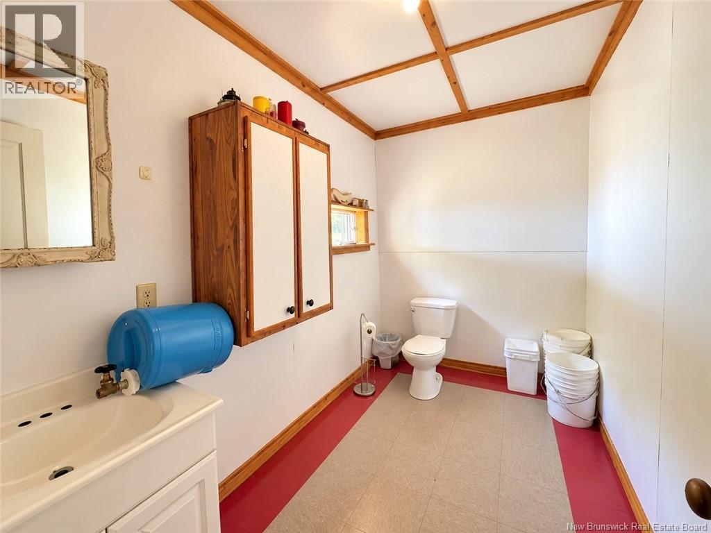 131 Feeney Road Property Photo 9