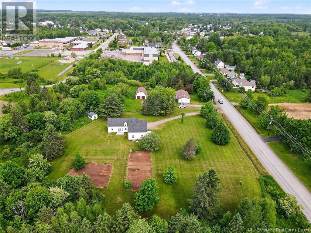2622 River Road Property Photo 5