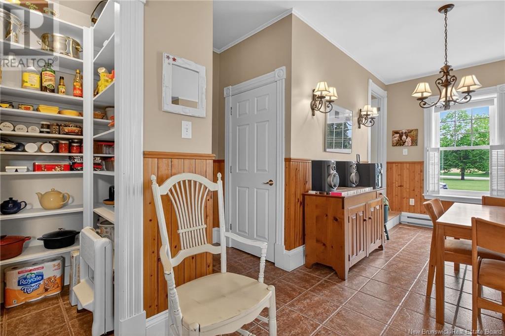 2622 River Road Property Photo 11