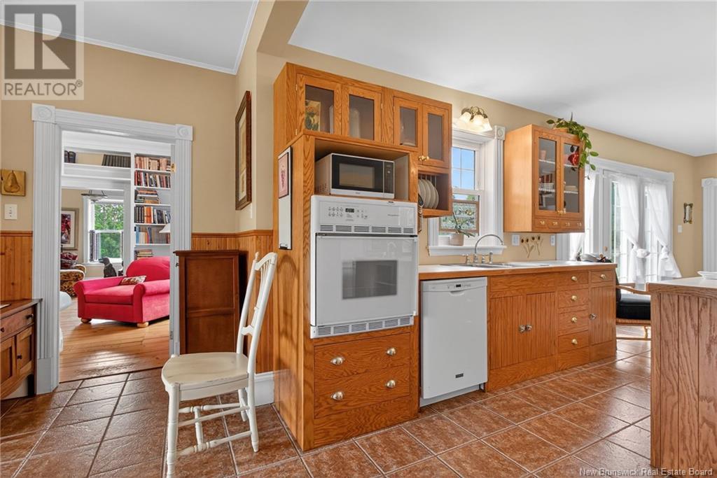 2622 River Road Property Photo 12