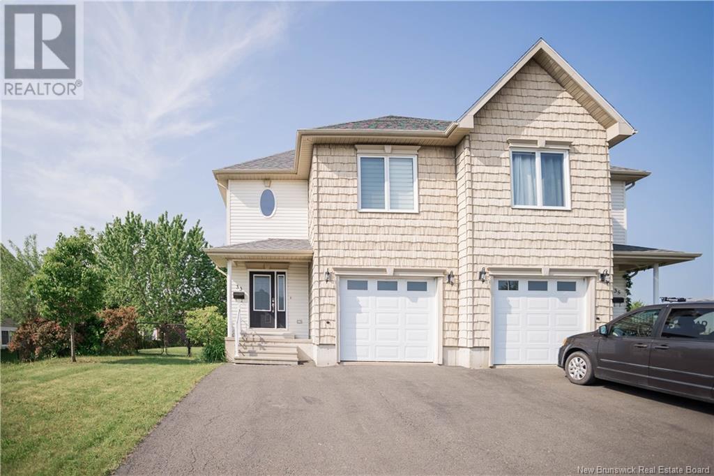 33 Dawson Drive Property Photo 1