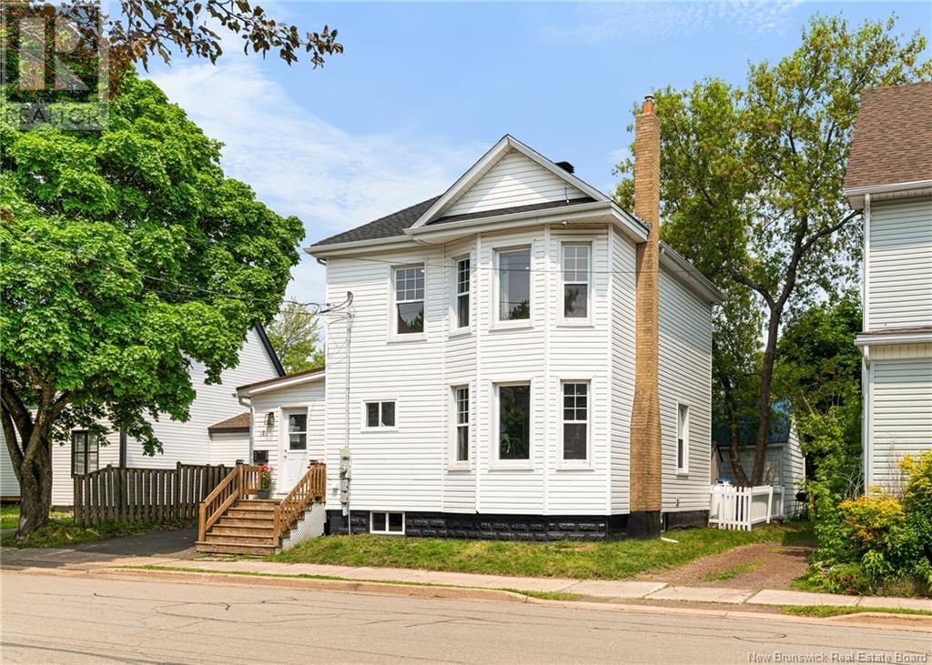 7 Park Property Photo 1